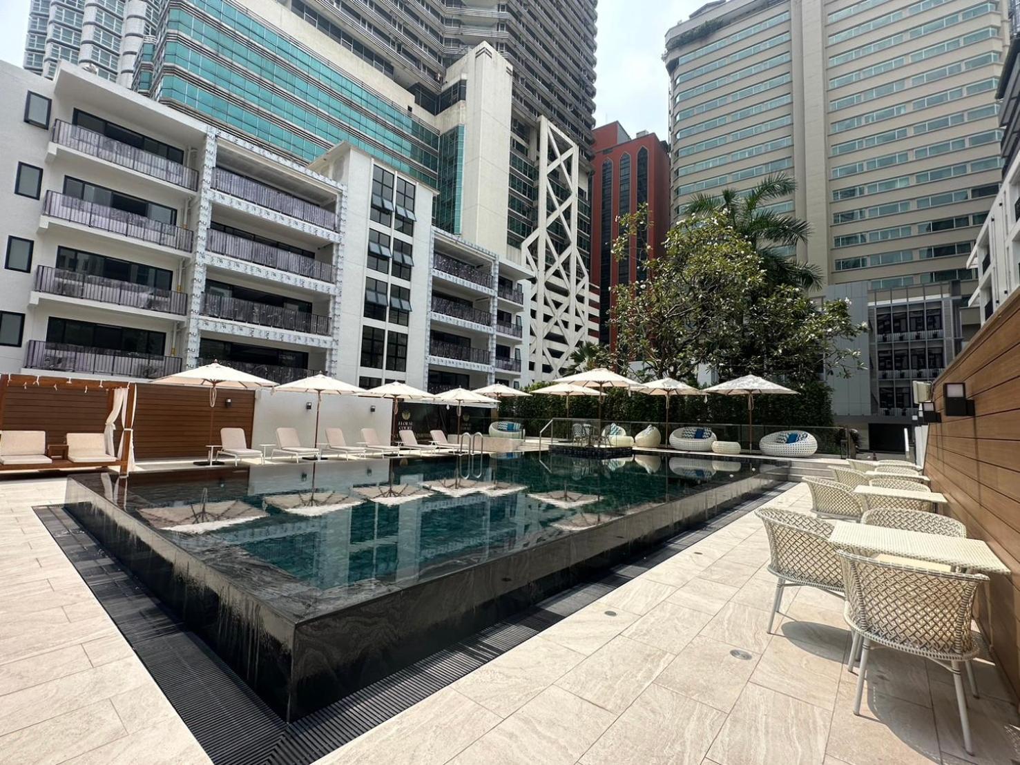 Floral Court Hotel & Residence Sukhumvit 13 Μπανγκόκ Εξωτερικό φωτογραφία